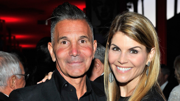 Getty mossimogiannulliloriloughlin 090926