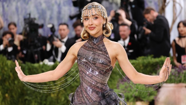 Getty sabrinacarpenter 092526