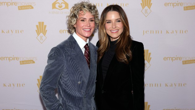Getty sophiabushashlynharris 100226