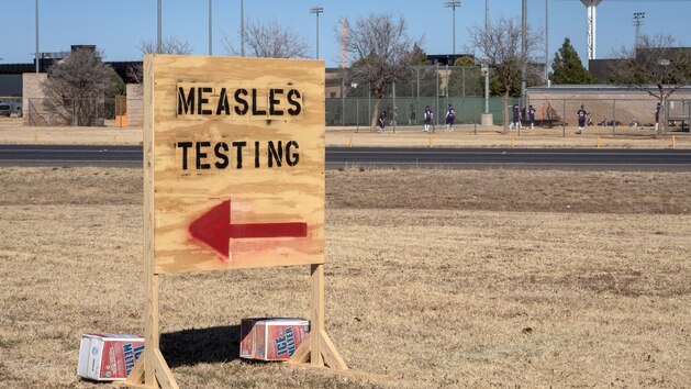 Measles sign 1 gty jef 261009 1791553898541 hpmain 16x9